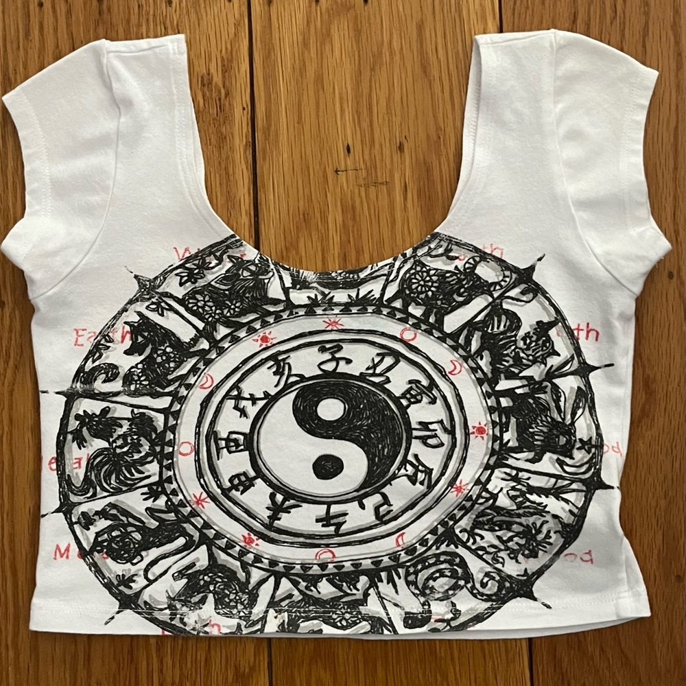 Workshop Cropped Tank Ying Yang Zodiac Junior’s Small
